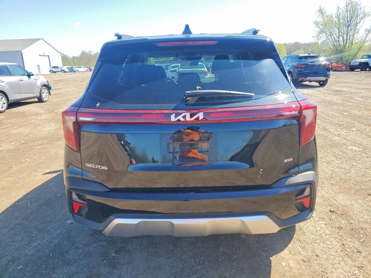 2025 KIA SELTOS S photo 11