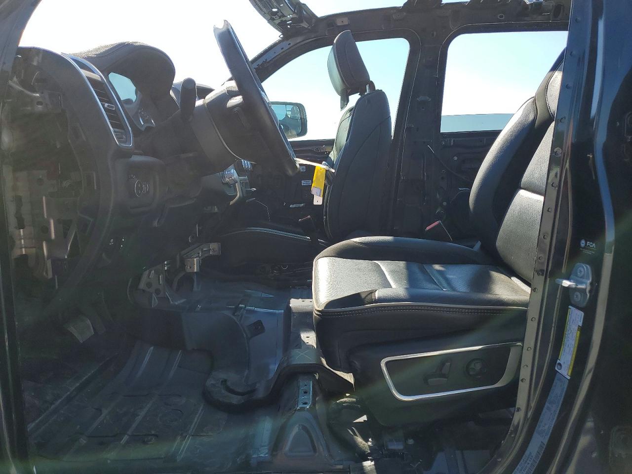 2021 RAM 1500 LARAMIE photo 19