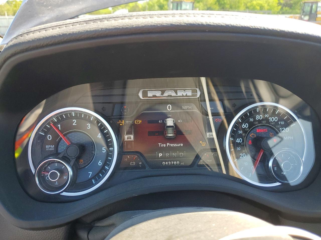 2021 RAM 1500 LARAMIE photo 25