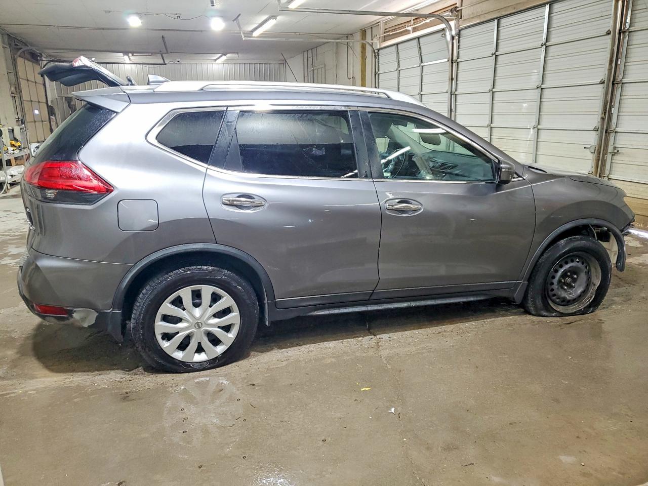 2017 NISSAN ROGUE S photo 7