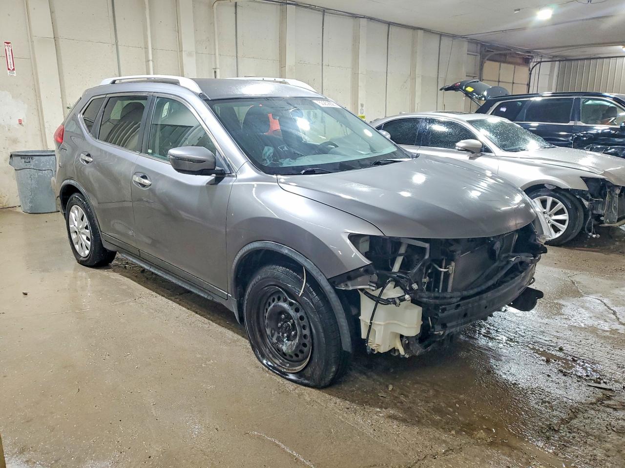 2017 NISSAN ROGUE S photo 10