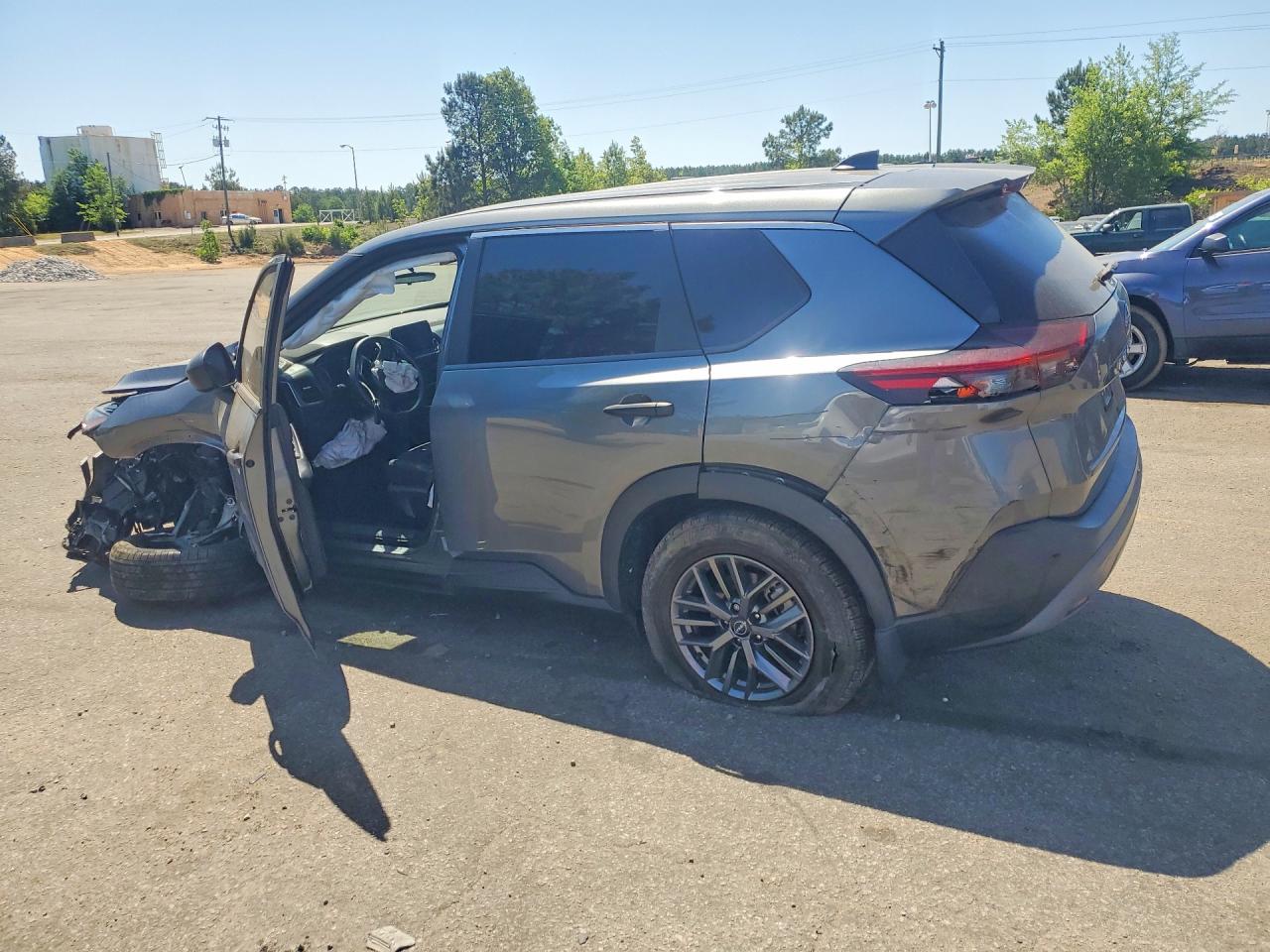 2023 NISSAN ROGUE S photo 3