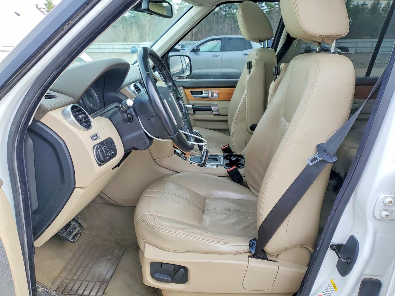 2013 LAND ROVER LR4 HSE photo 19