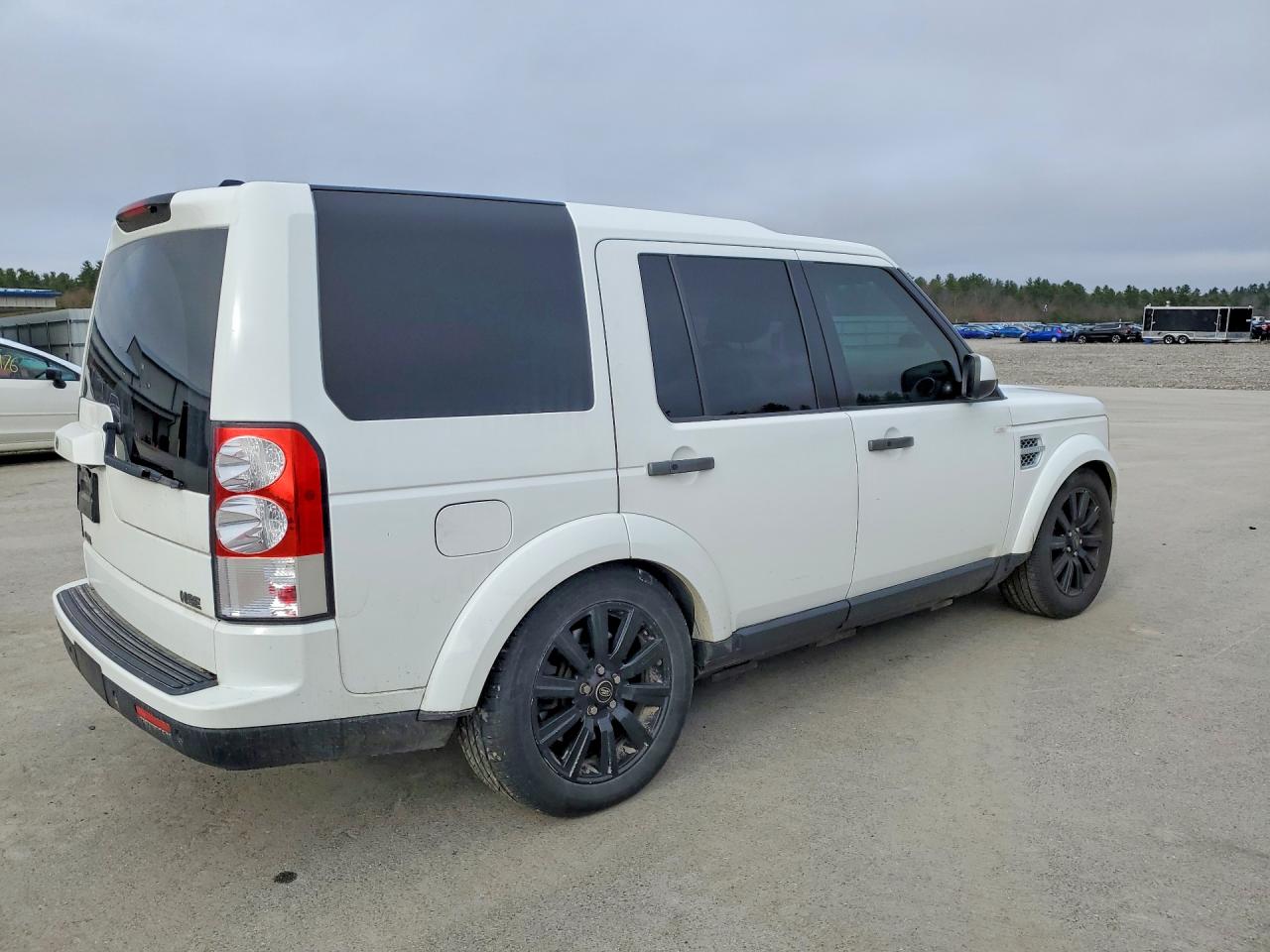 2013 LAND ROVER LR4 HSE photo 7