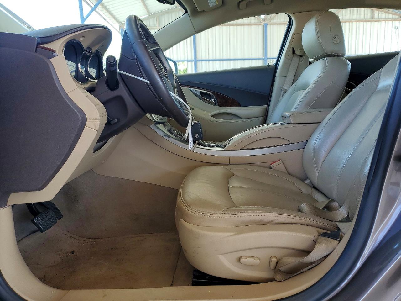 2010 BUICK LACROSSE CX photo 13