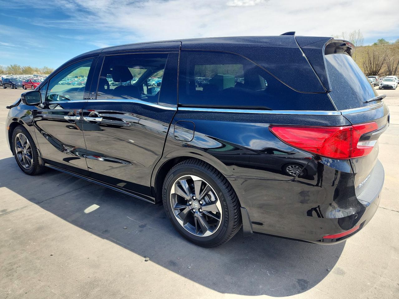 2024 HONDA ODYSSEY ELITE photo 4