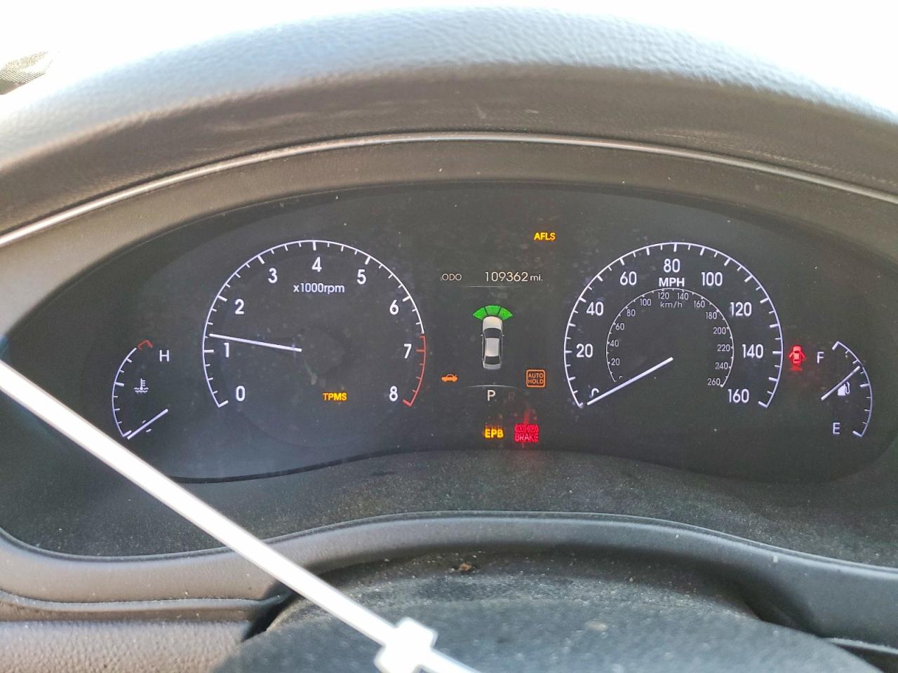 2012 HYUNDAI GENESIS 3.8L photo 17