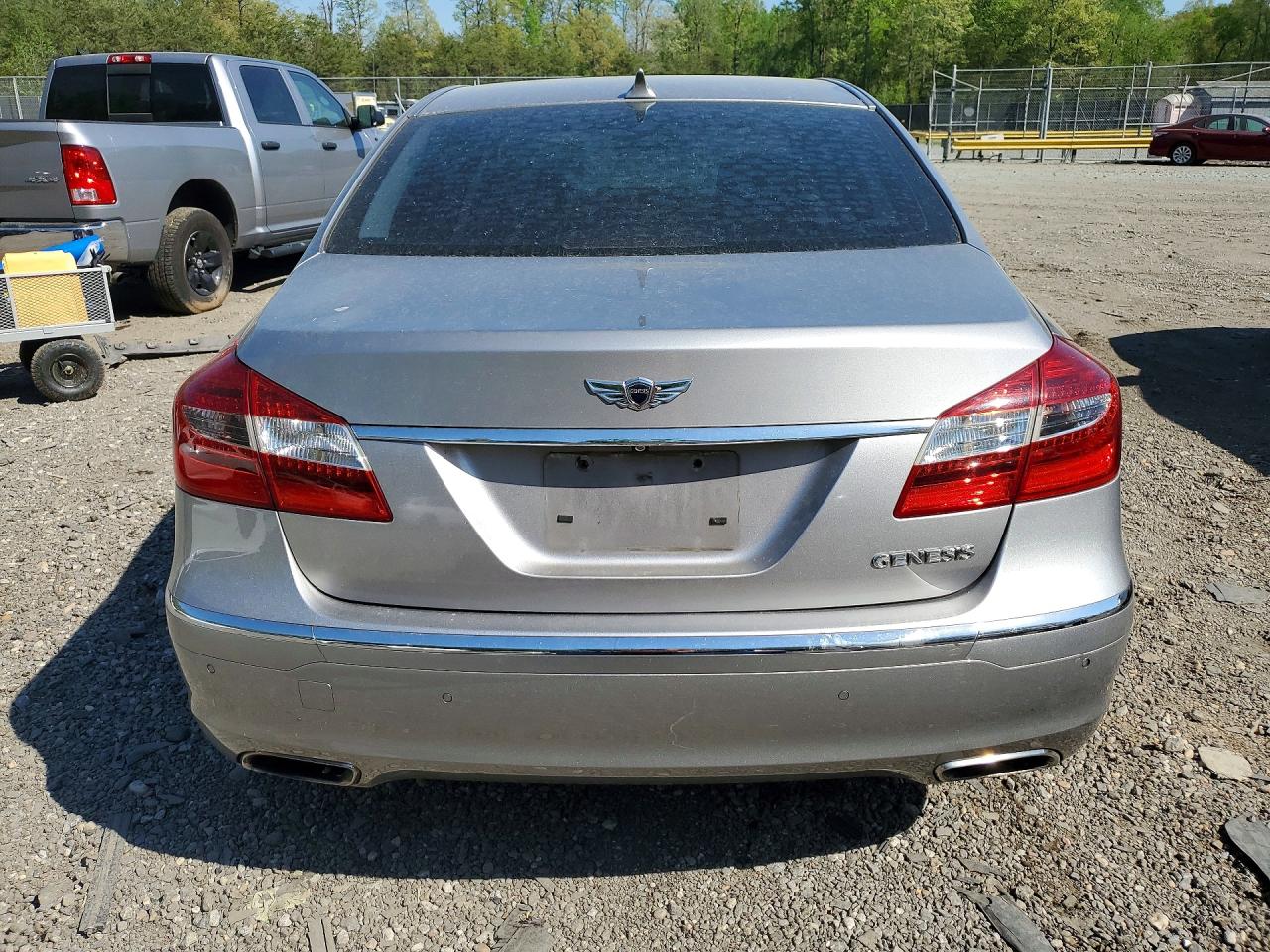2012 HYUNDAI GENESIS 3.8L photo 11