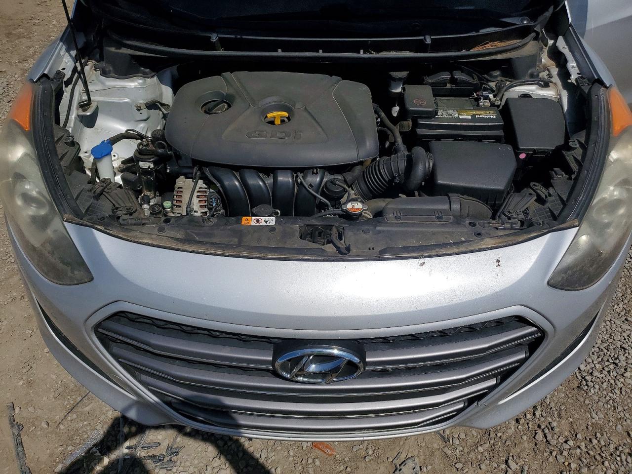 2016 HYUNDAI ELANTRA GT BASE photo 31