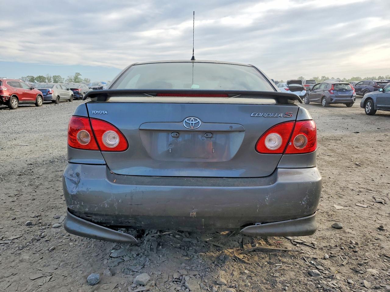 2008 TOYOTA COROLLA S photo 11