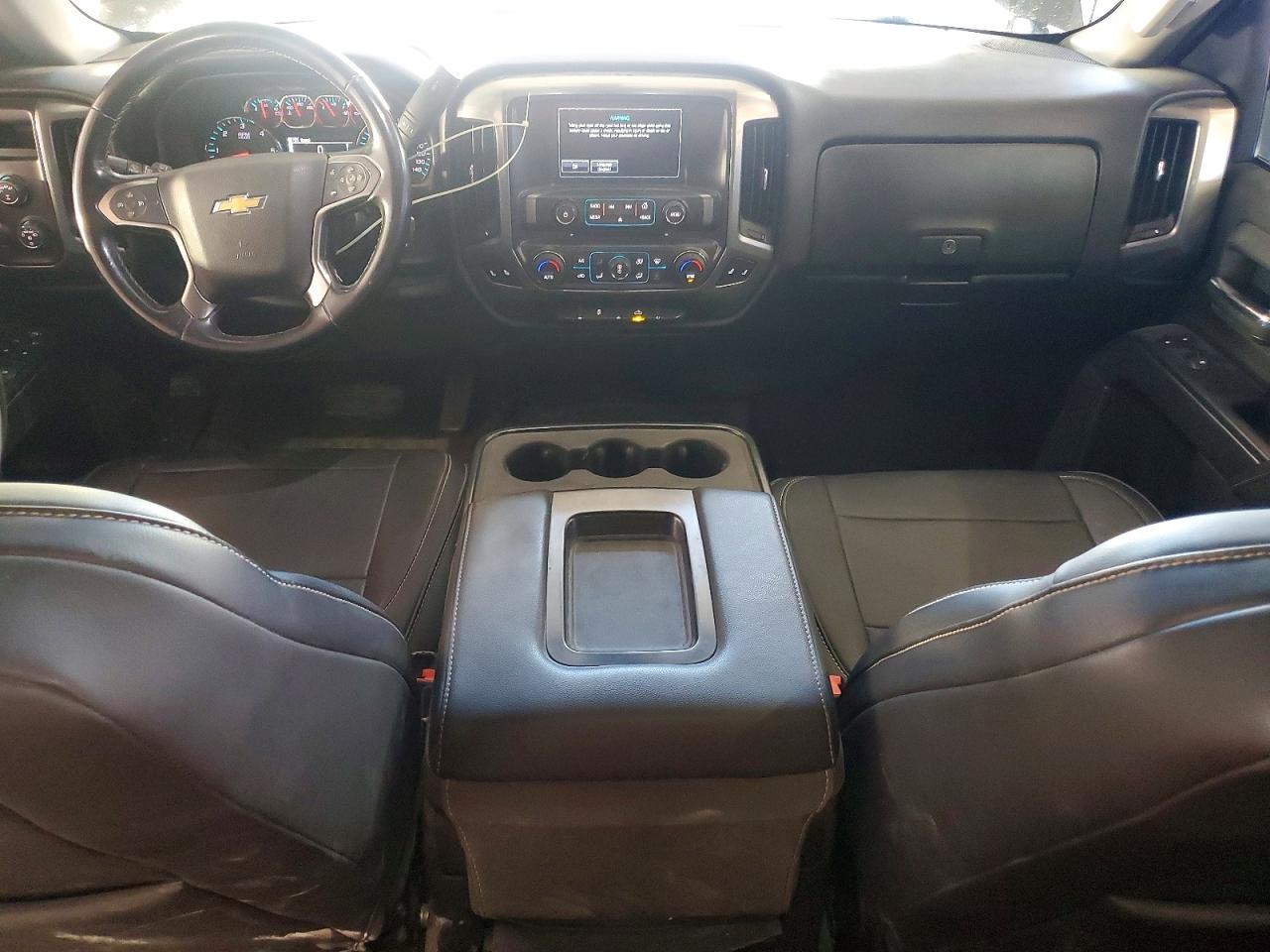 2018 CHEVROLET SILVERADO K1500 LT photo 15