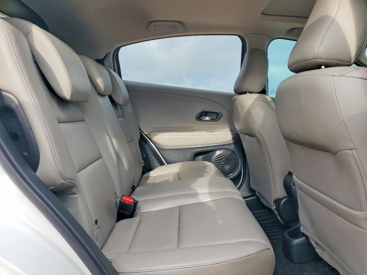 2016 HONDA HR-V EXL photo 31