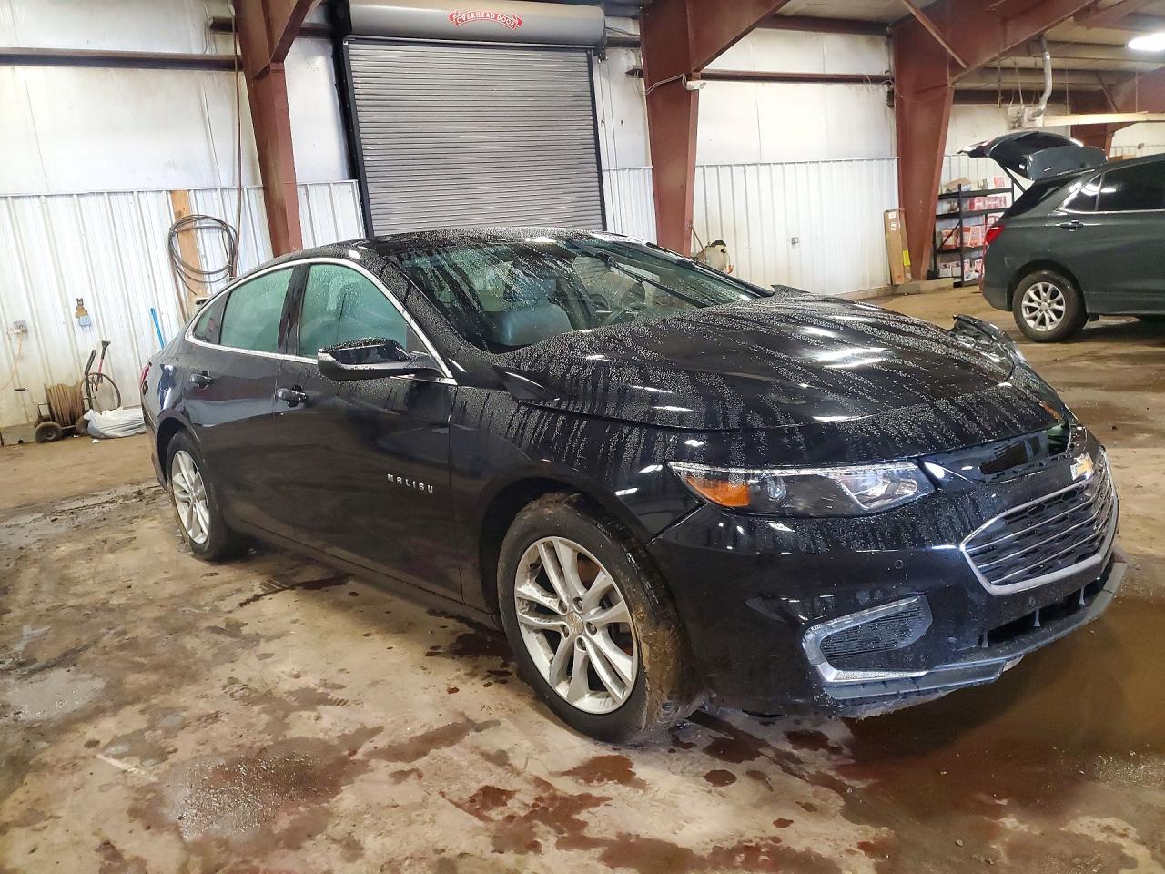 2017 CHEVROLET MALIBU LT photo 10