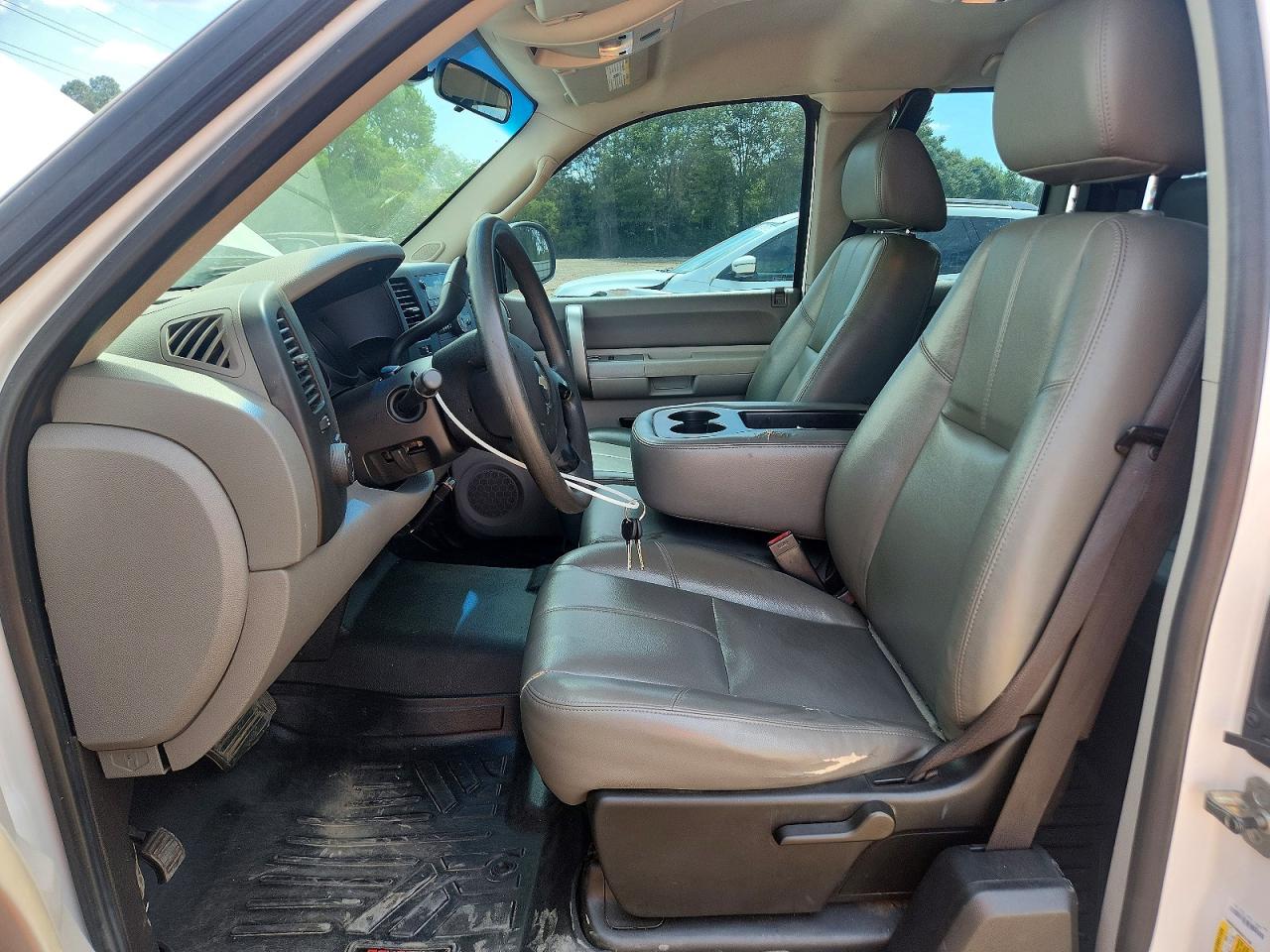 2009 CHEVROLET SILVERADO C1500 photo 19