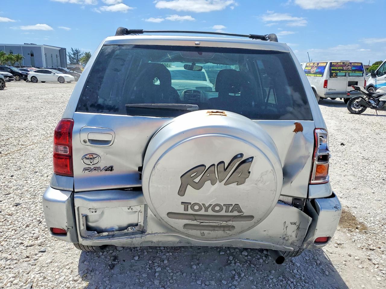 2005 TOYOTA RAV4 BASE photo 16