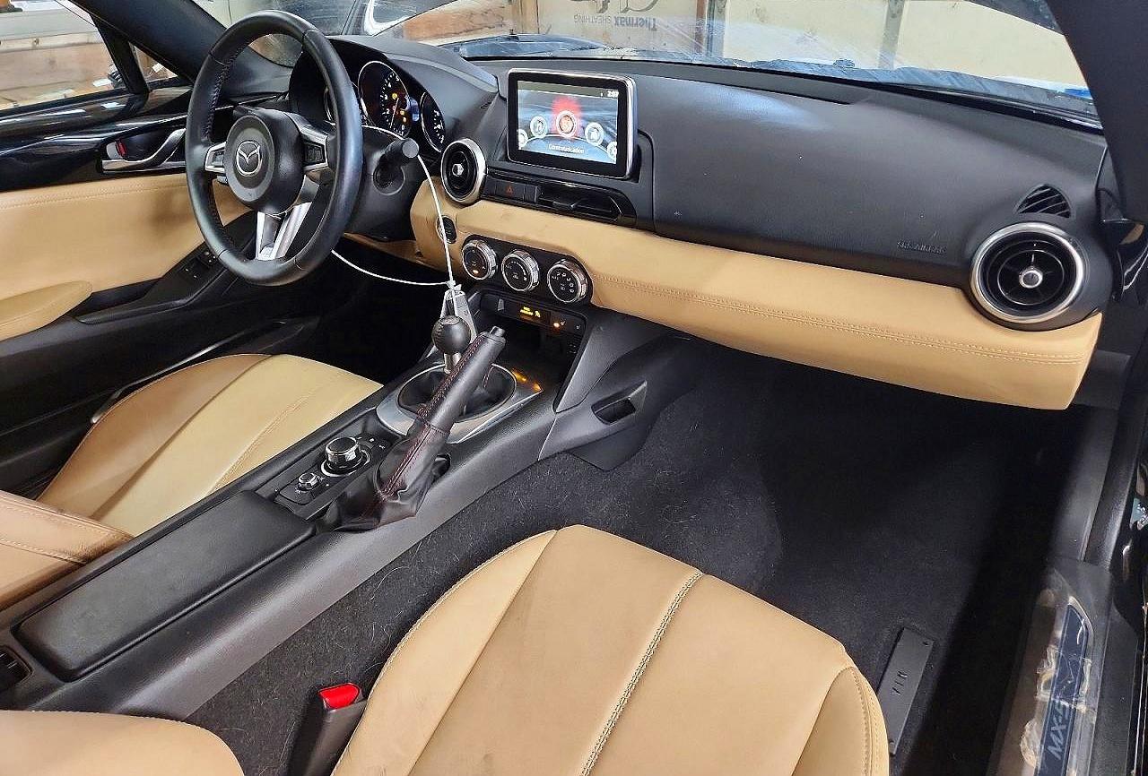 2017 MAZDA MX-5 MIATA GRAND TOURING photo 22