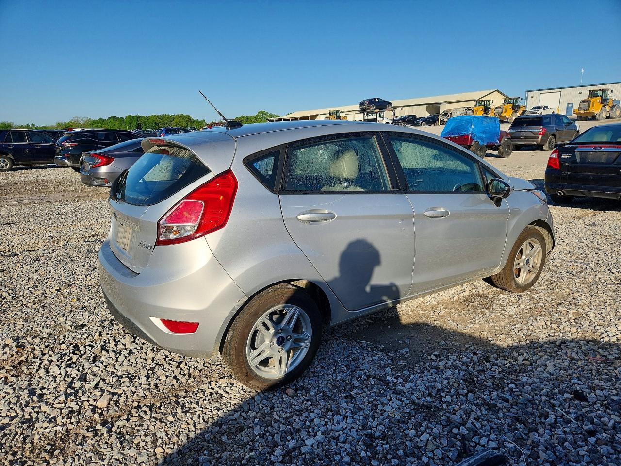 2019 FORD FIESTA SE photo 5