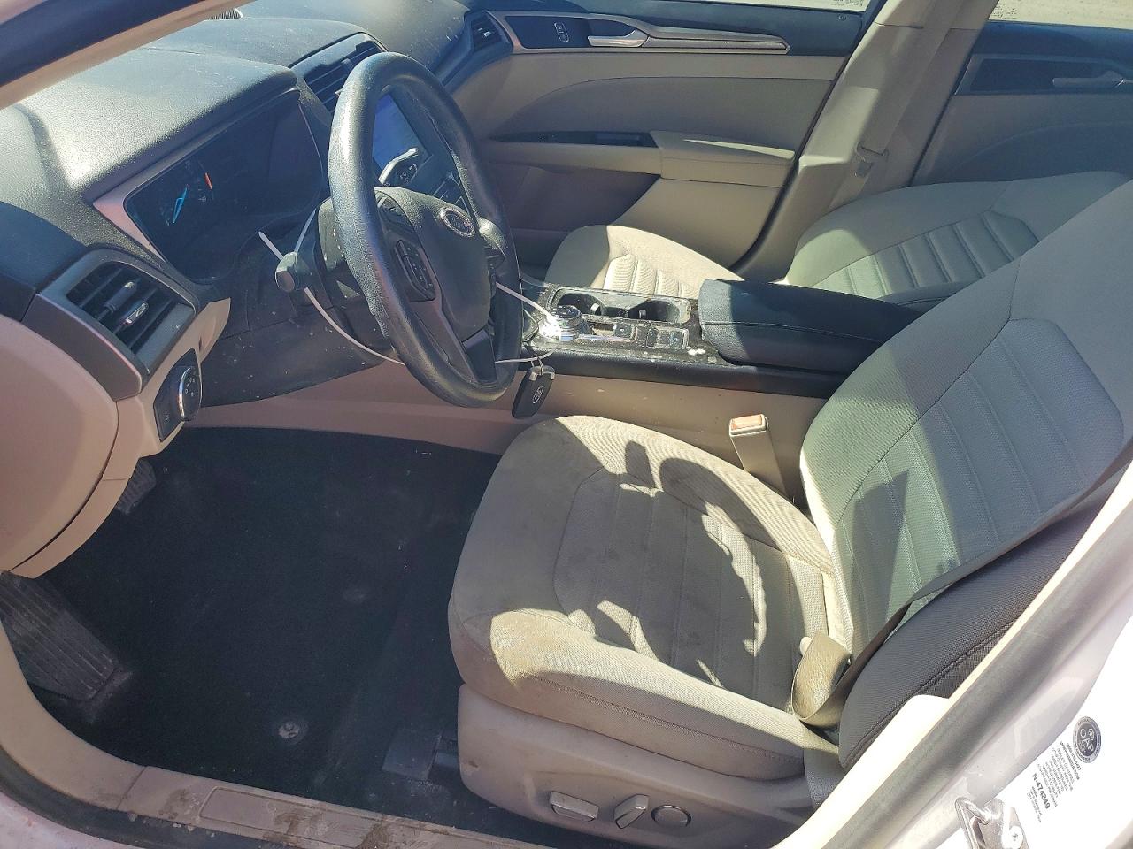 2018 FORD FUSION SE photo 13