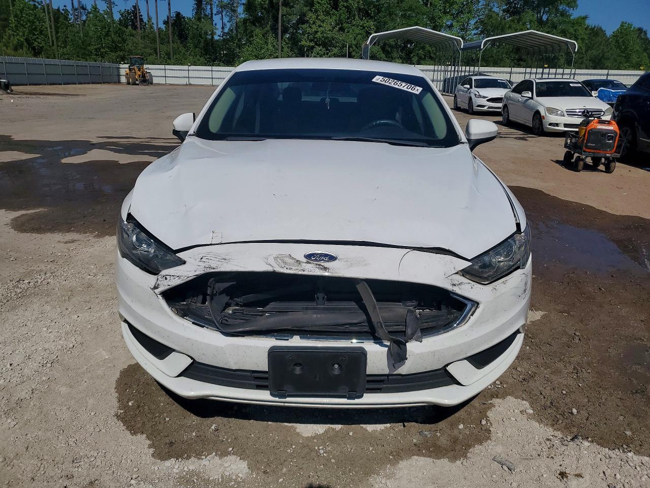 2018 FORD FUSION SE photo 9