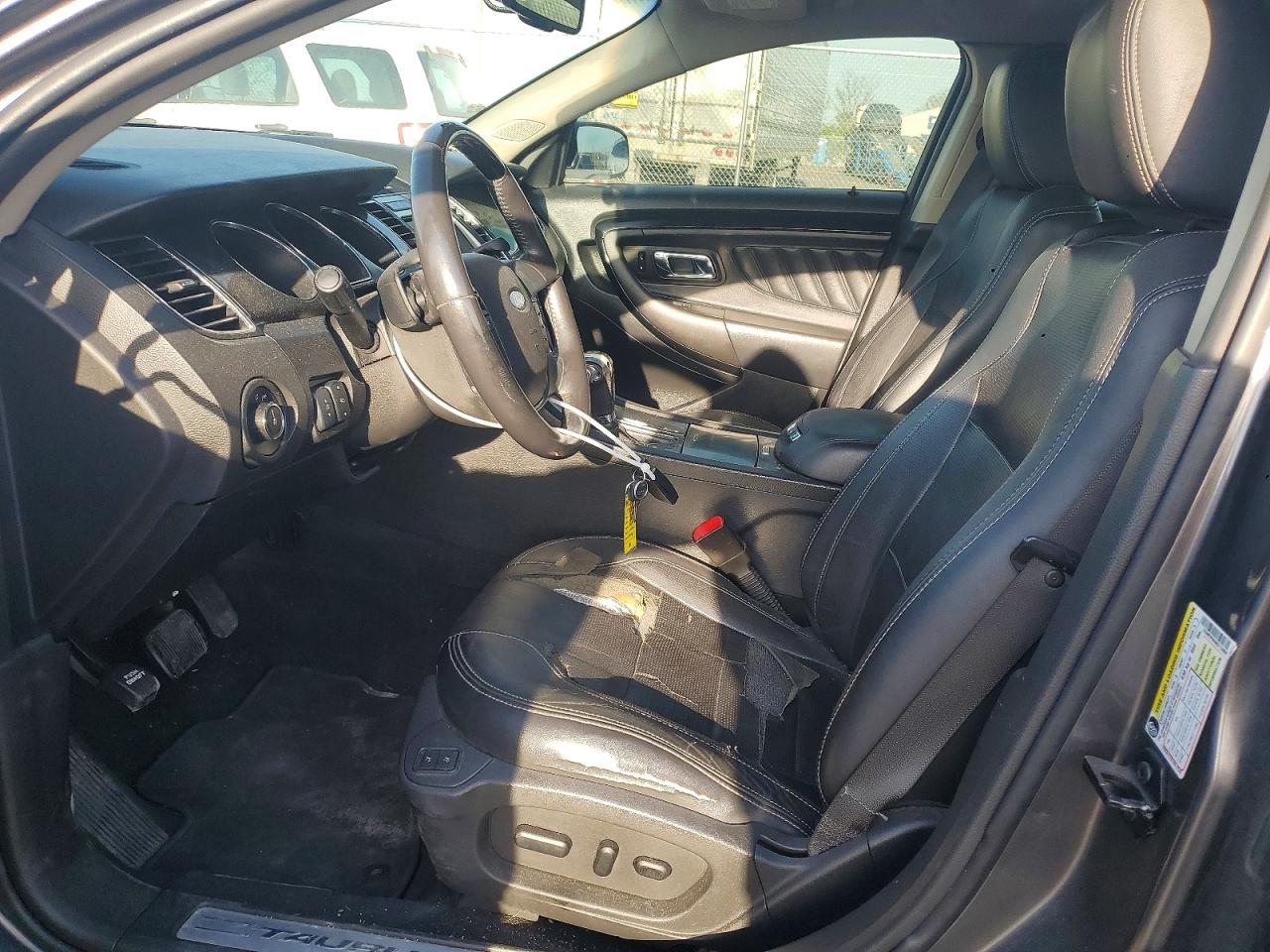 2011 FORD TAURUS LIMITED photo 13