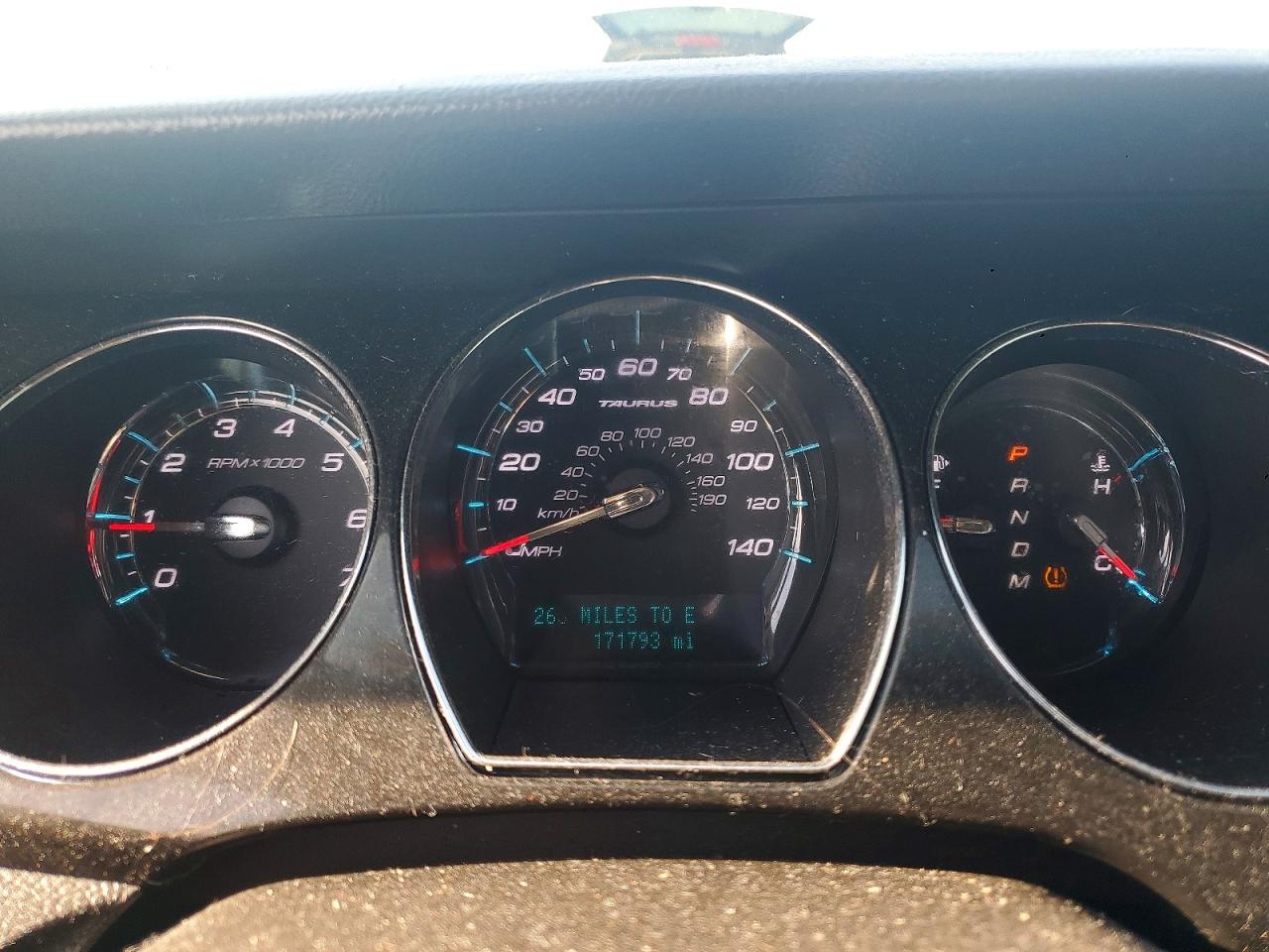 2011 FORD TAURUS LIMITED photo 17
