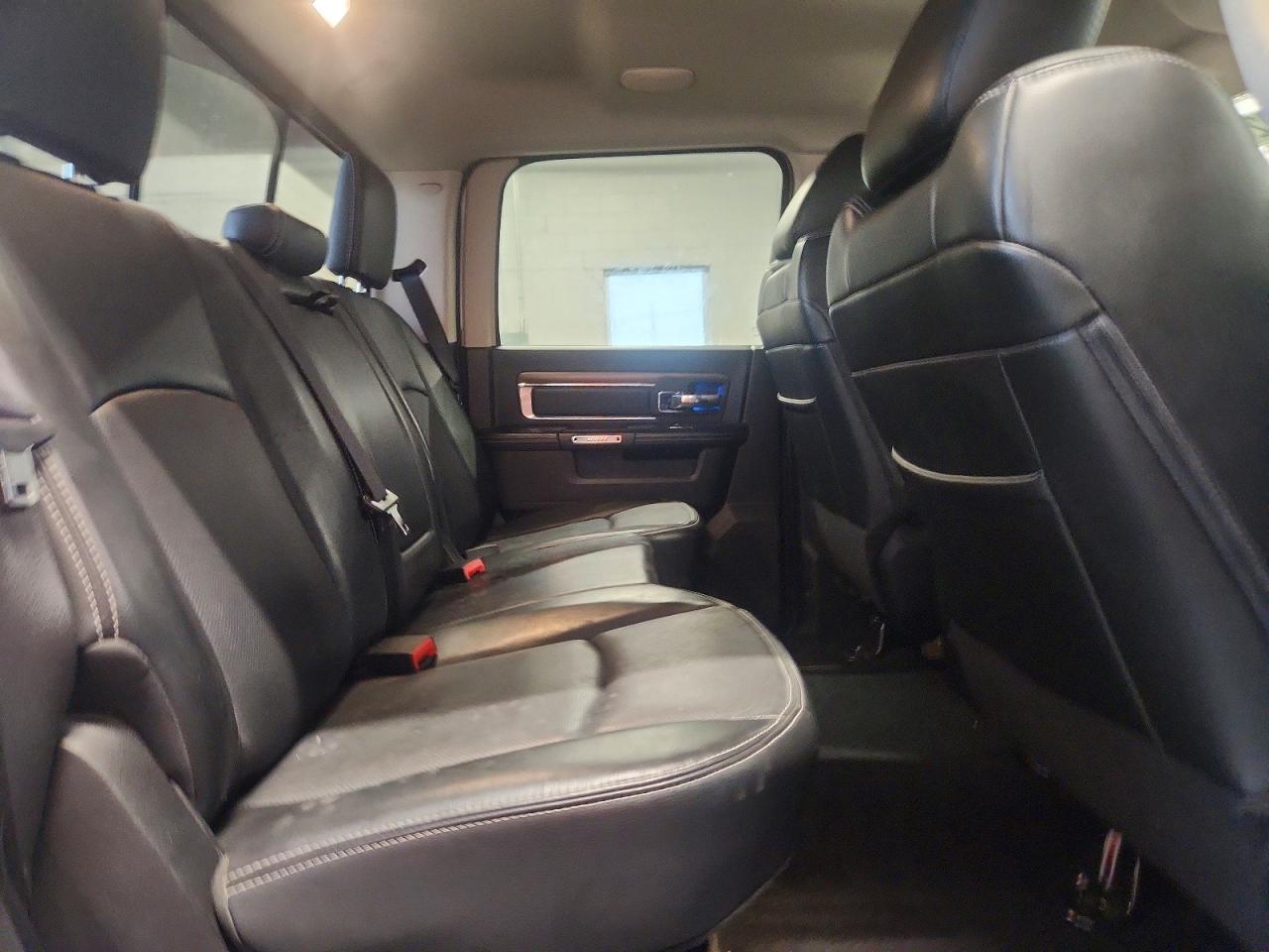2013 RAM 1500 LARAMIE photo 10