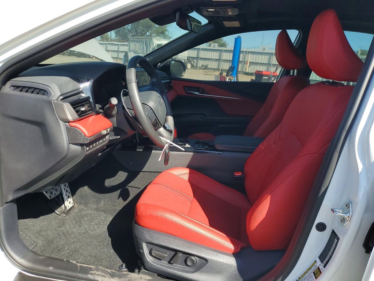 2025 TOYOTA CAMRY XSE photo 19