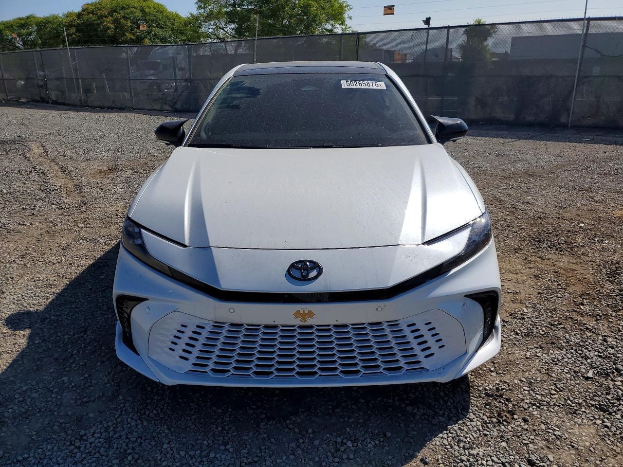2025 TOYOTA CAMRY XSE photo 13