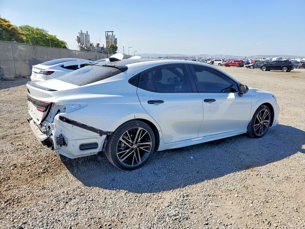 2025 TOYOTA CAMRY XSE photo 7