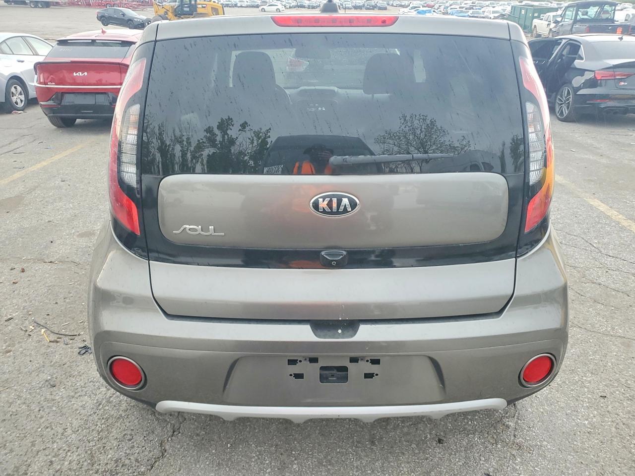 2018 KIA SOUL + photo 11