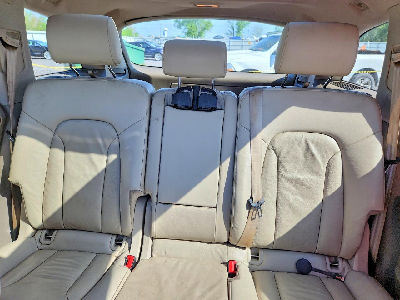 2009 AUDI Q7 photo 28
