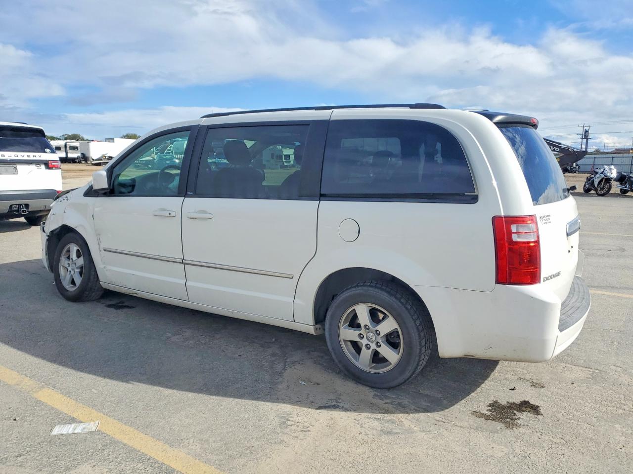 2010 DODGE GRAND CARAVAN SXT photo 3