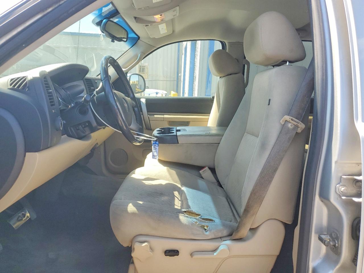 2011 GMC SIERRA C1500 SLE photo 7