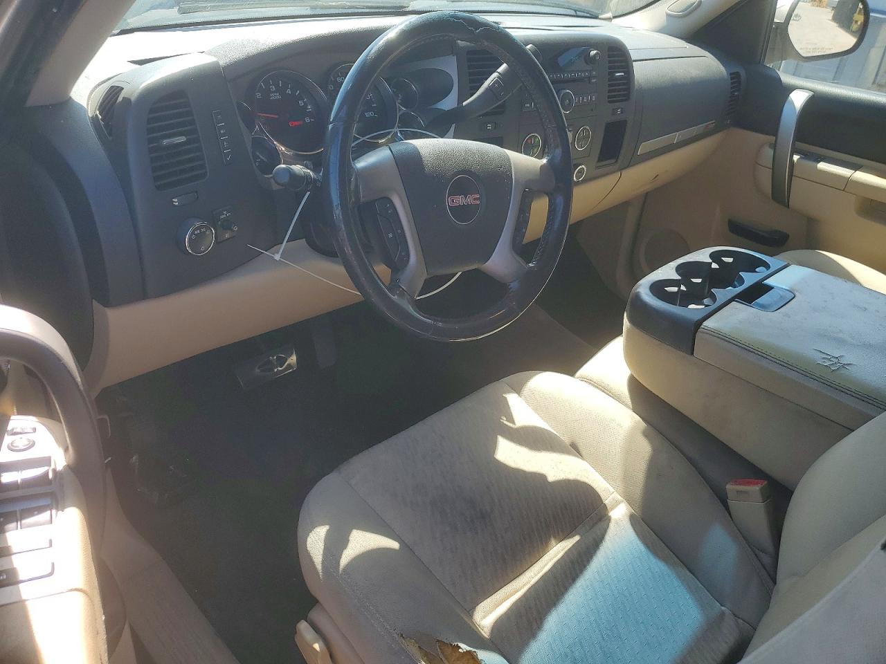 2011 GMC SIERRA C1500 SLE photo 8