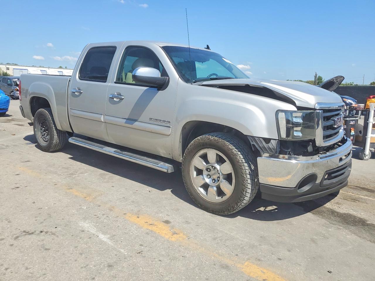 2011 GMC SIERRA C1500 SLE photo 4