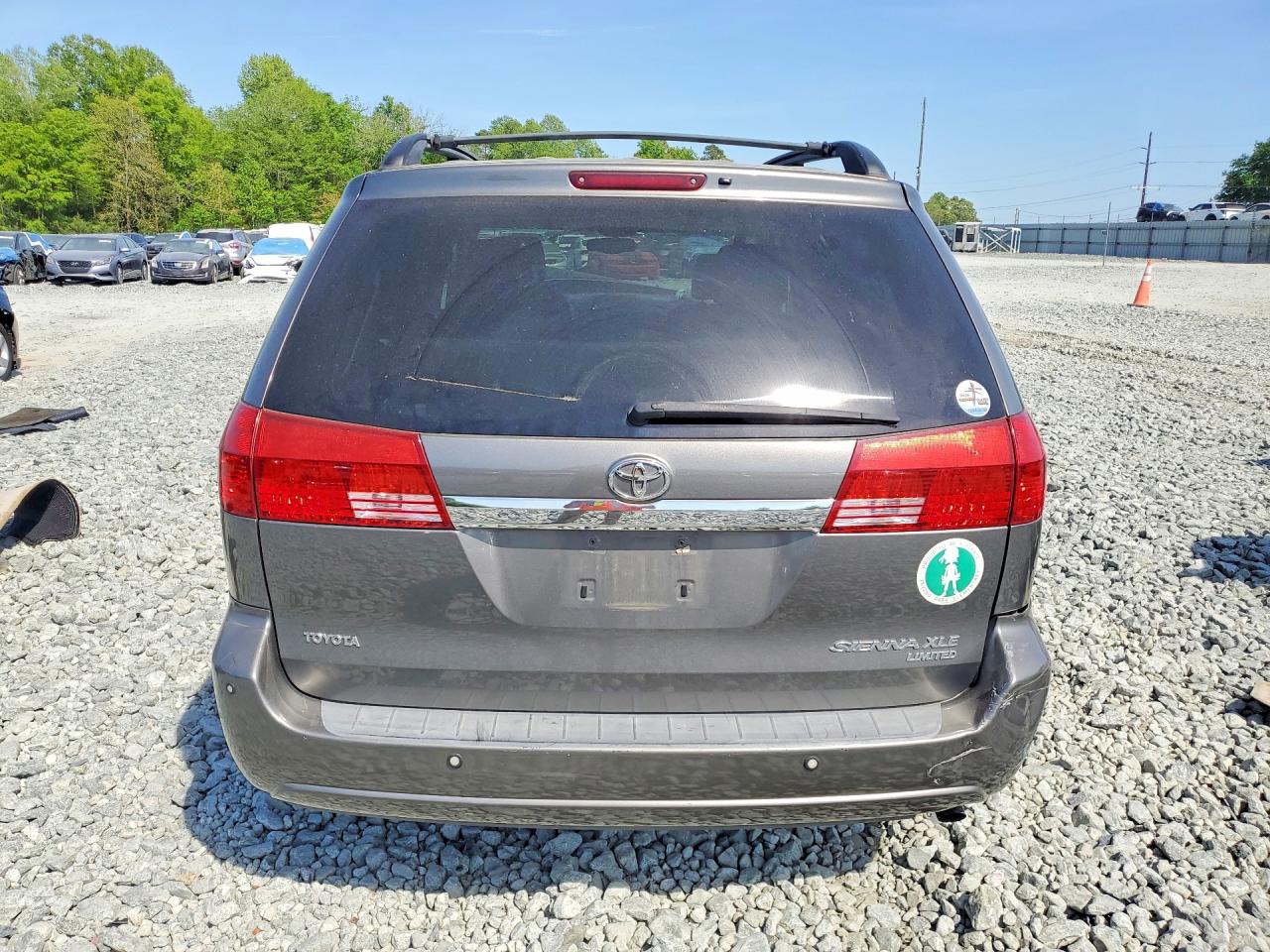 2004 TOYOTA SIENNA XLE LIMITED 7 PASSENGER photo 6
