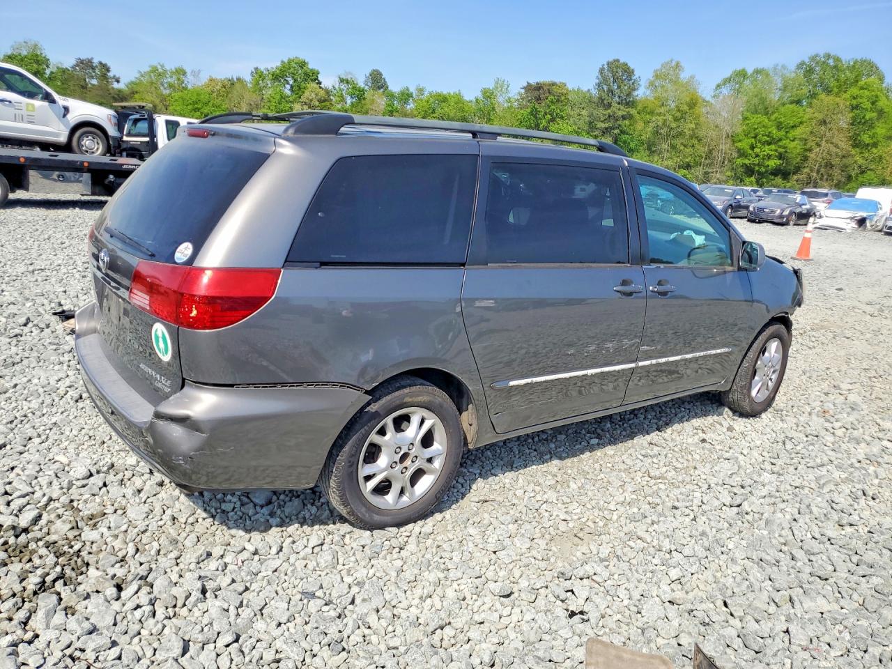 2004 TOYOTA SIENNA XLE LIMITED 7 PASSENGER photo 3