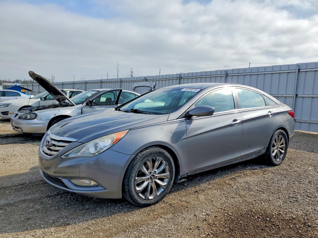 2011 HYUNDAI SONATA