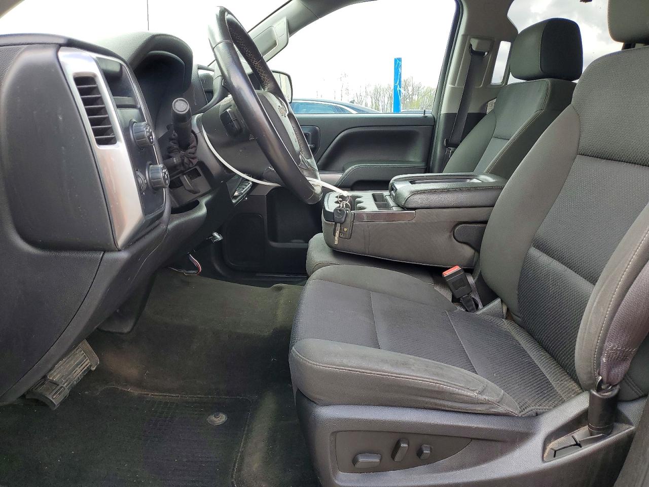 2016 CHEVROLET SILVERADO K1500 LT photo 19