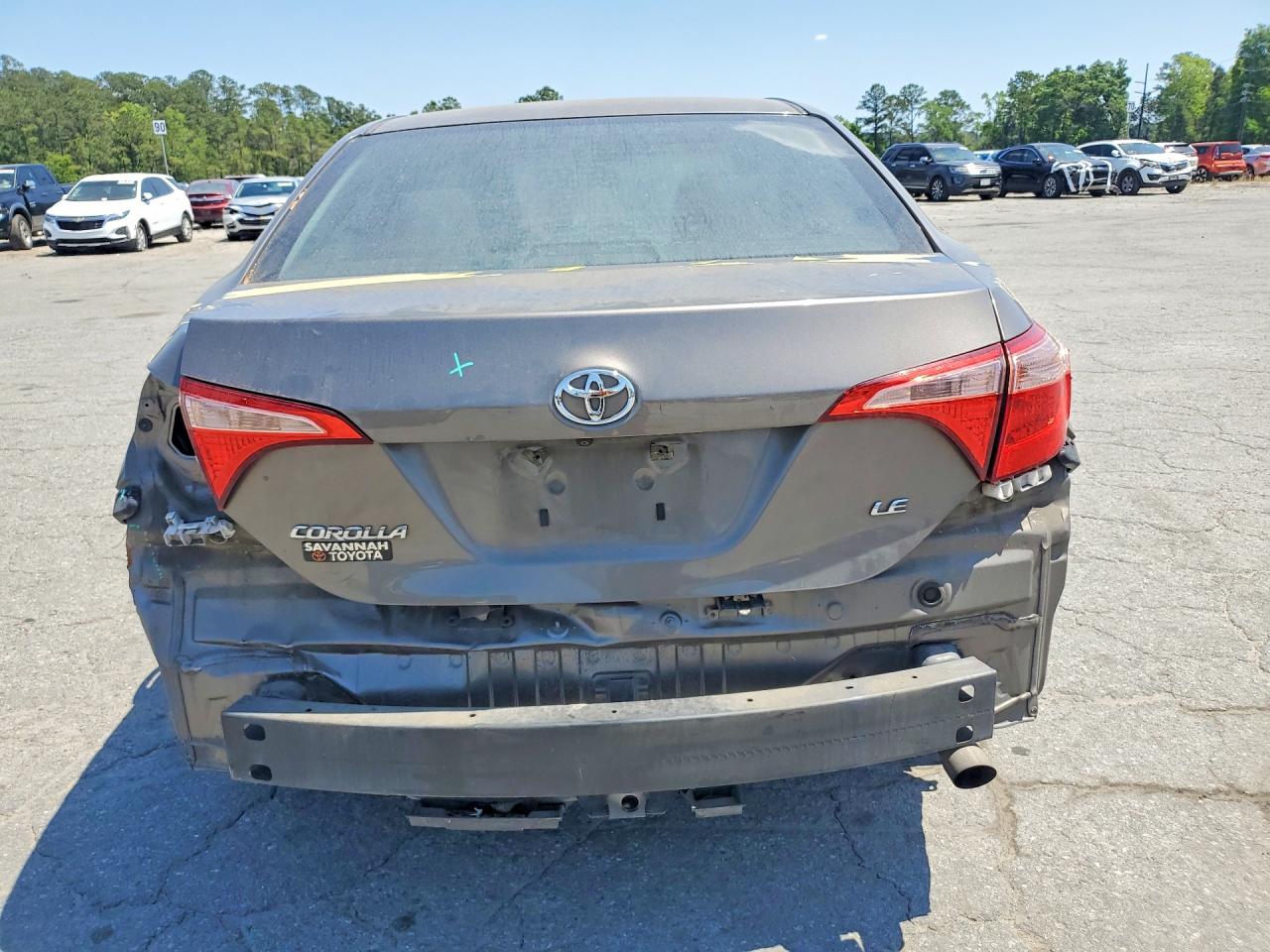 2017 TOYOTA COROLLA LE photo 11