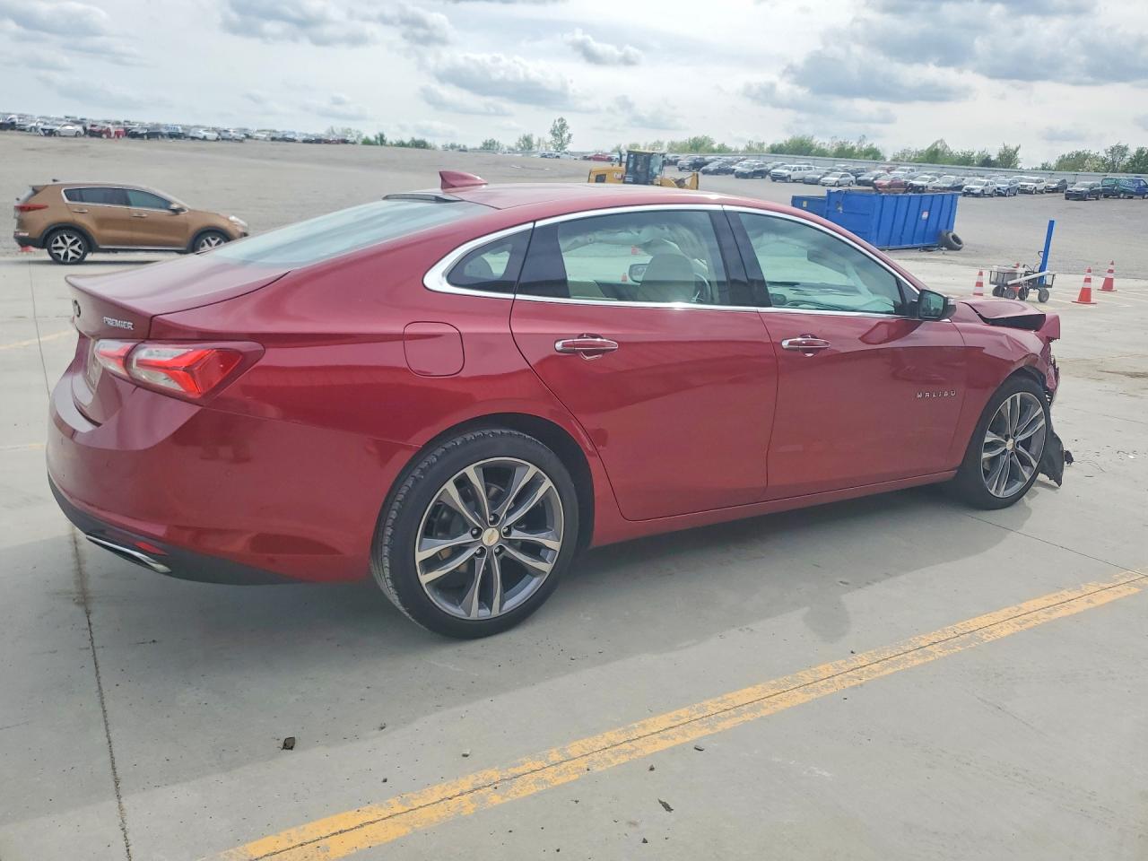 2020 CHEVROLET MALIBU PREMIER photo 5