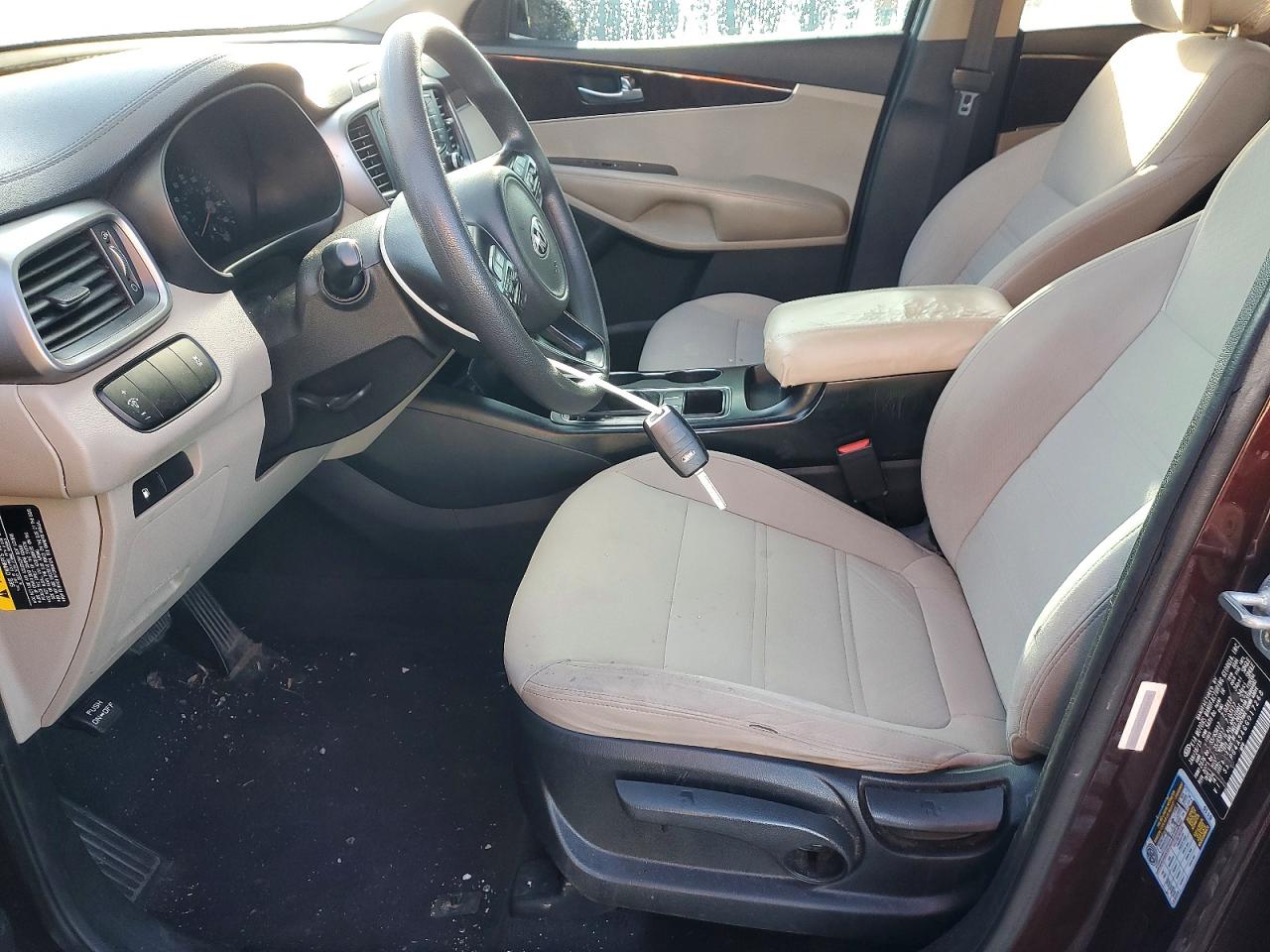 2016 KIA SORENTO LX V6 photo 13