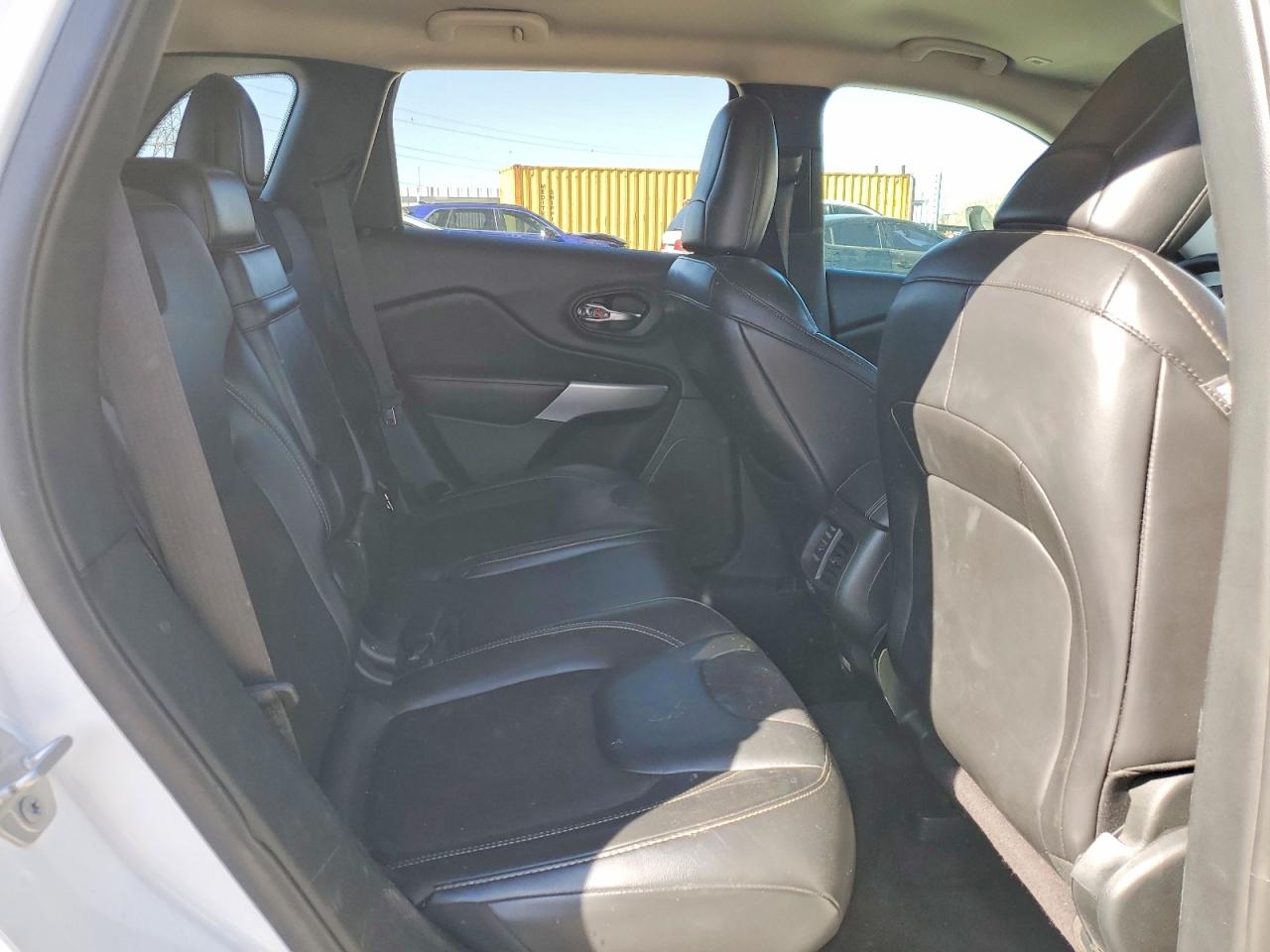 2018 JEEP CHEROKEE LATITUDE PLUS photo 28