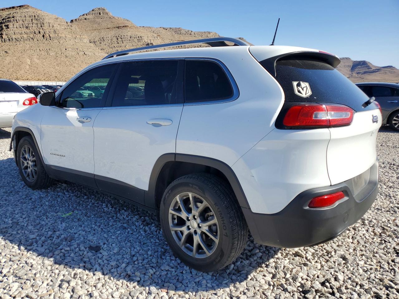 2018 JEEP CHEROKEE LATITUDE PLUS photo 4