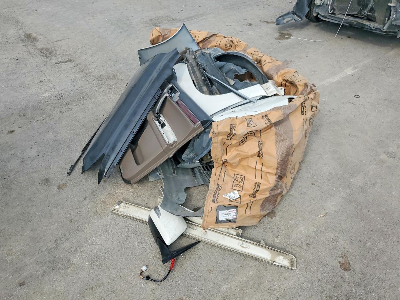 2012 LEXUS GX 460 photo 37