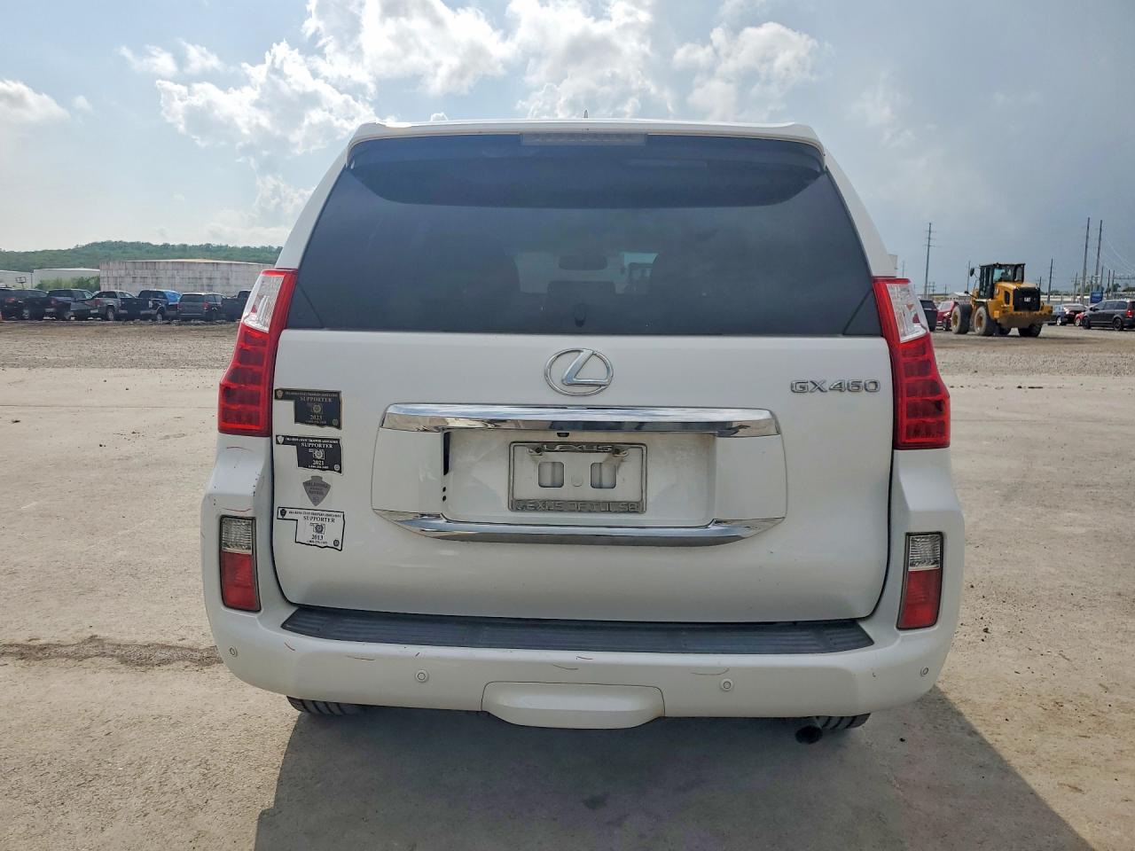 2012 LEXUS GX 460 photo 16