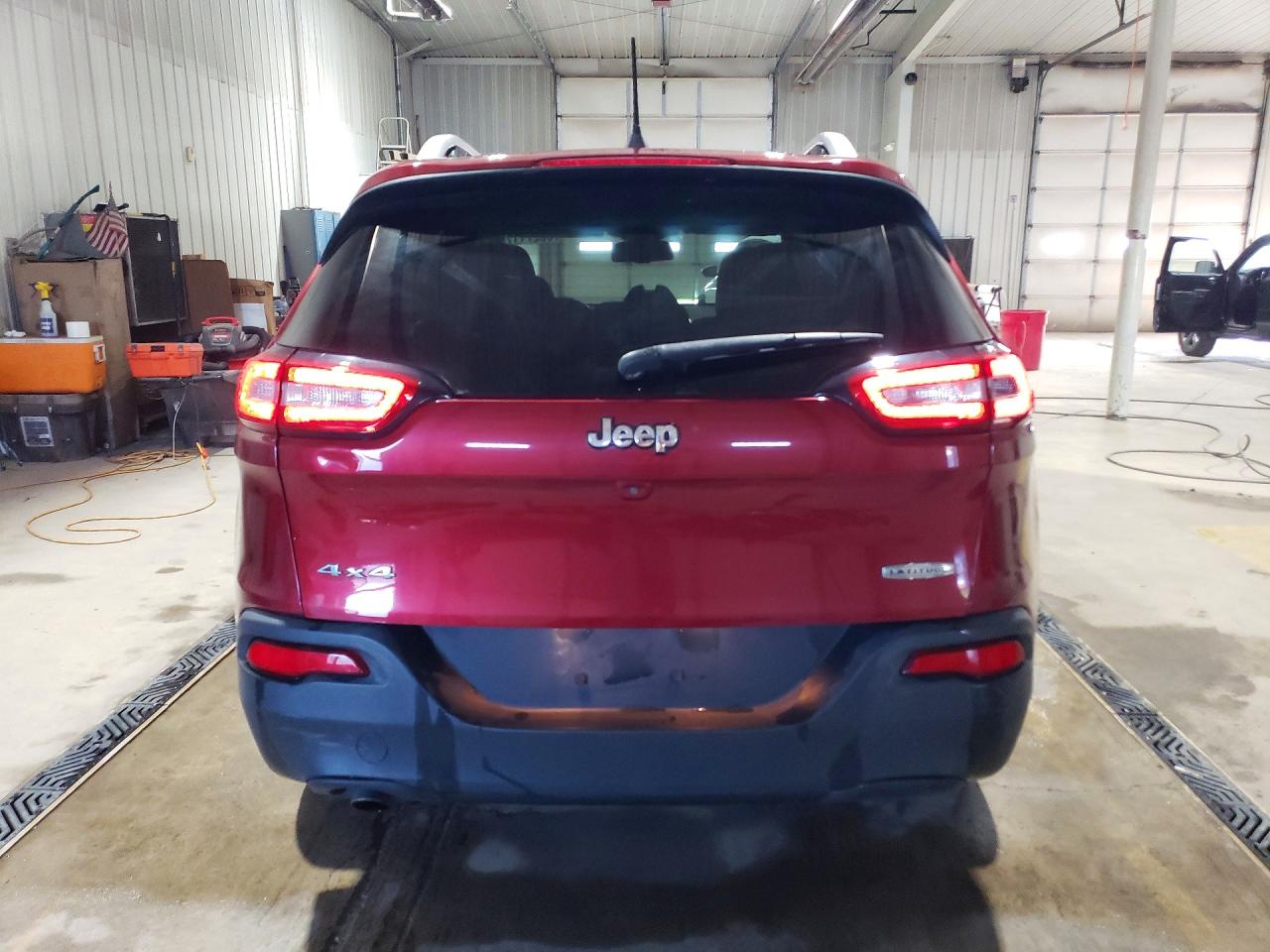 2016 JEEP CHEROKEE LATITUDE photo 6