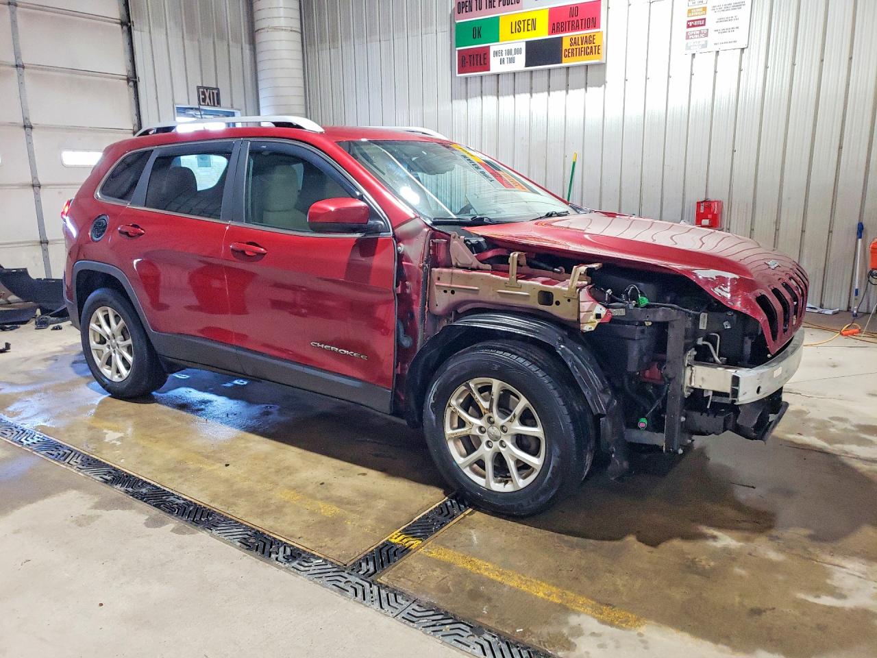 2016 JEEP CHEROKEE LATITUDE photo 4