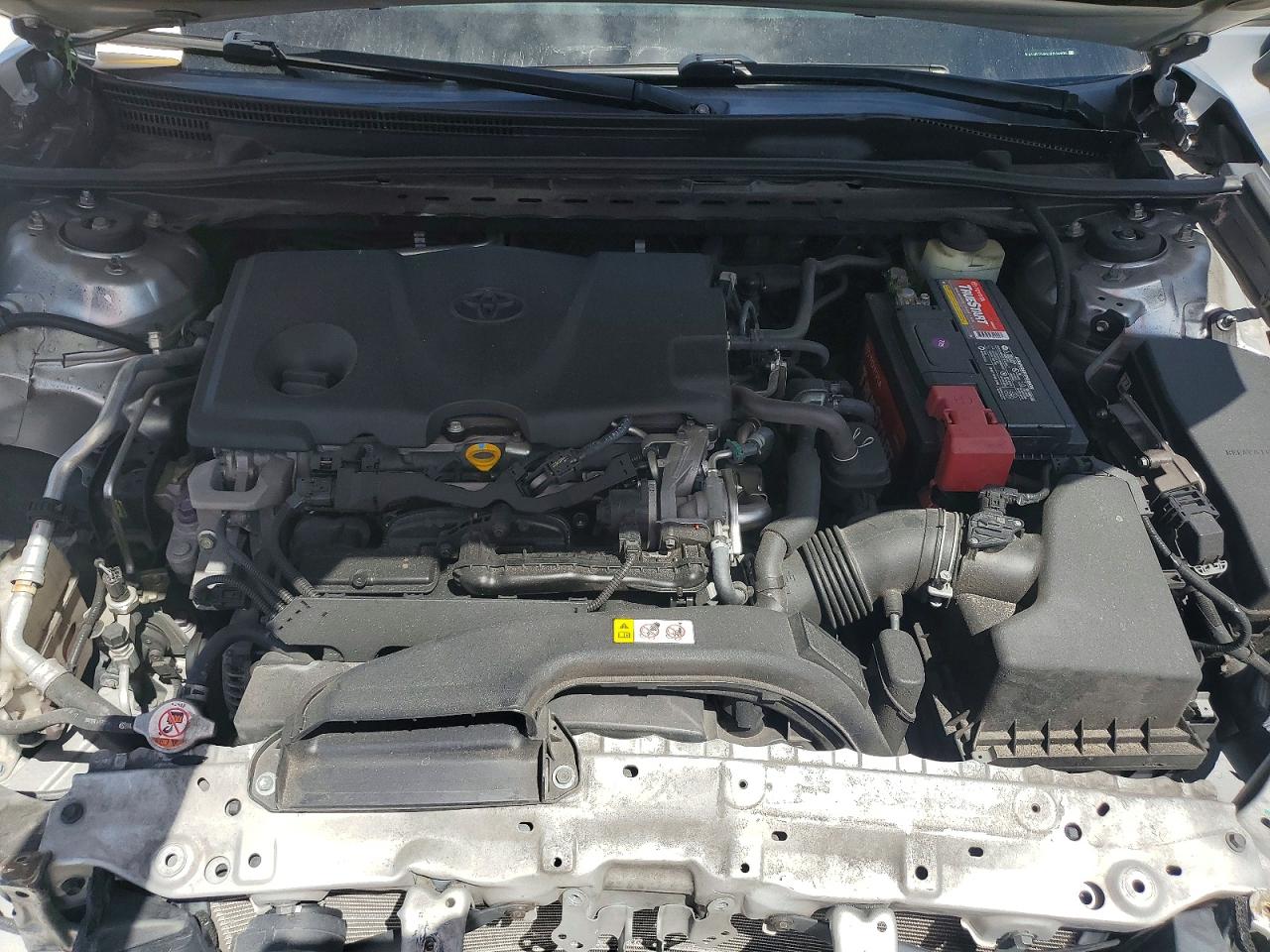 2018 TOYOTA CAMRY SE photo 21