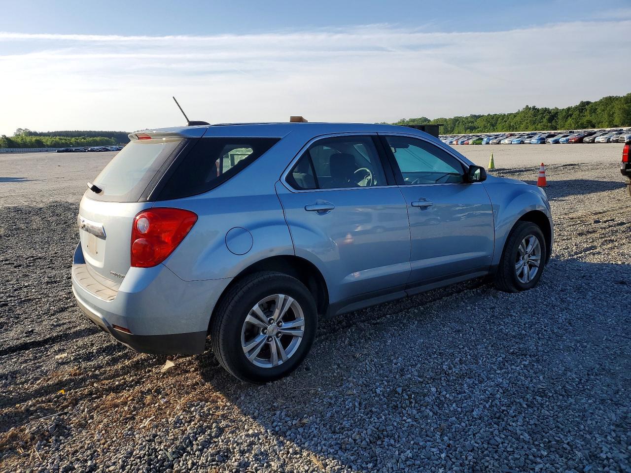 2015 CHEVROLET EQUINOX LS photo 5